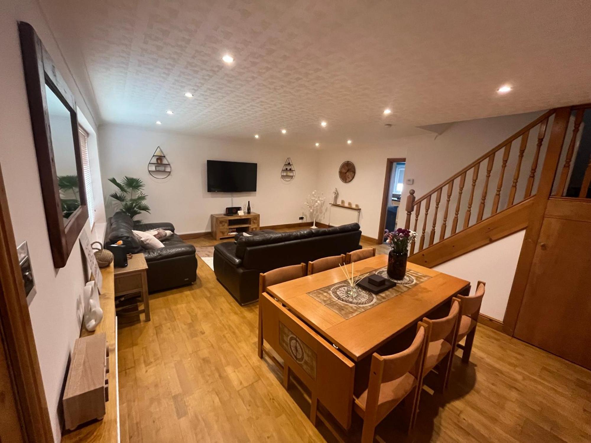 Wilford Charm Spacious 3Br Retreat In ノッティンガム エクステリア 写真